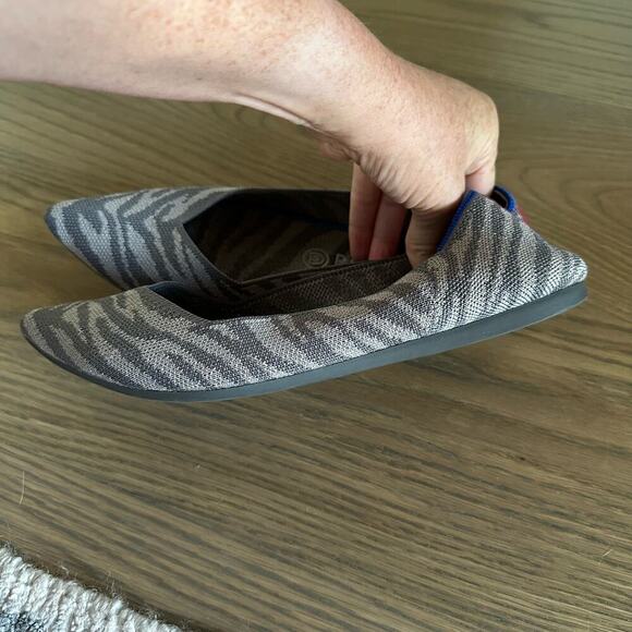 Rothy’s Women’s Retired Grey Zebra Point Flats Slip On Ballet Washable Neutral - Picture 4 of 10